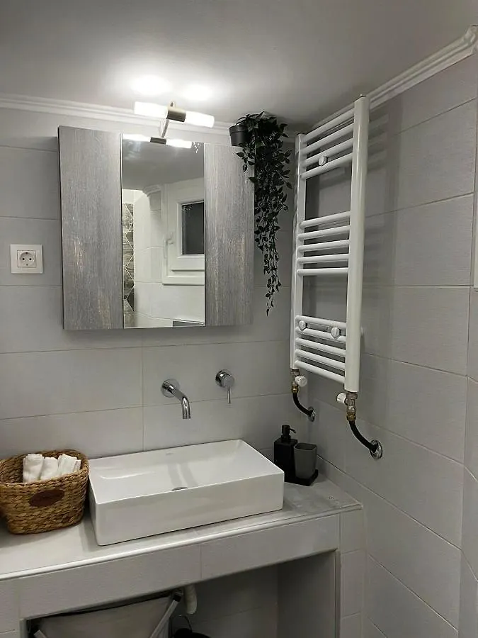 Modern Flat Ag. Dimitriou Apartment Thessaloniki